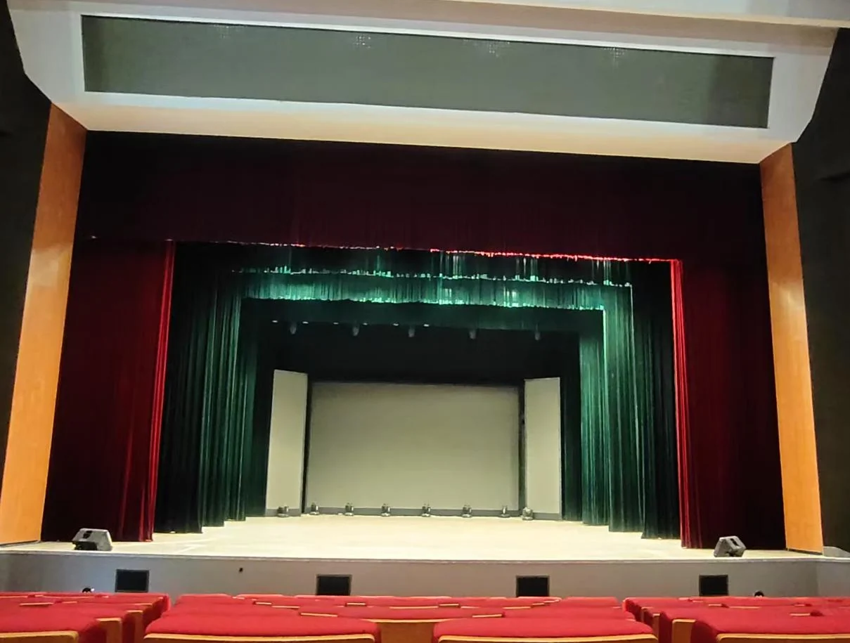 重庆移通学院缤果大剧院